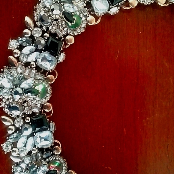 Necklace - Picture 2 of 5